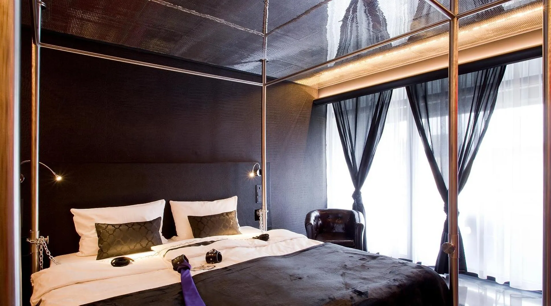 **** Hotel Plaza Inn Stays Design Dortmund Duitsland