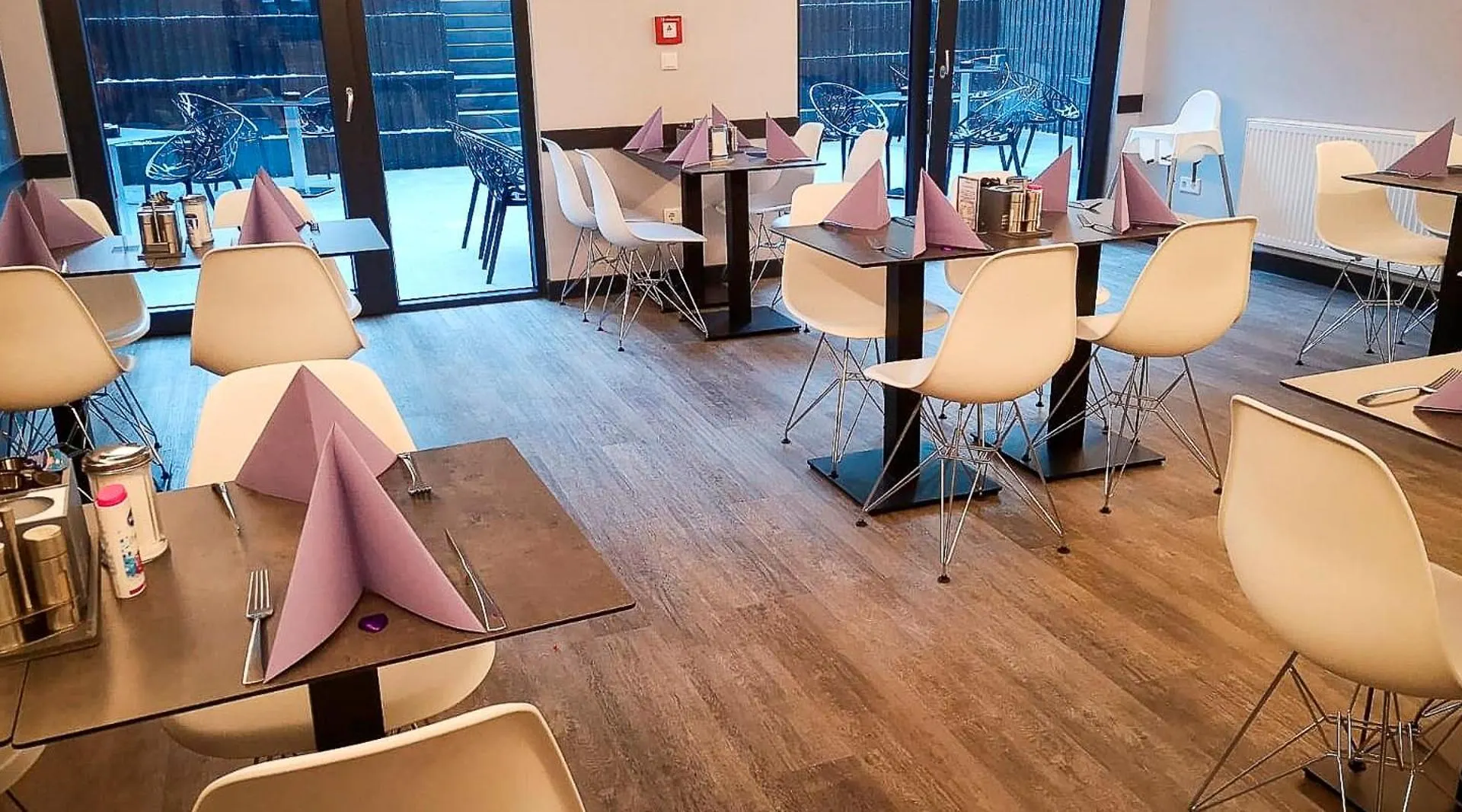 Plaza Inn Stays Design Dortmund