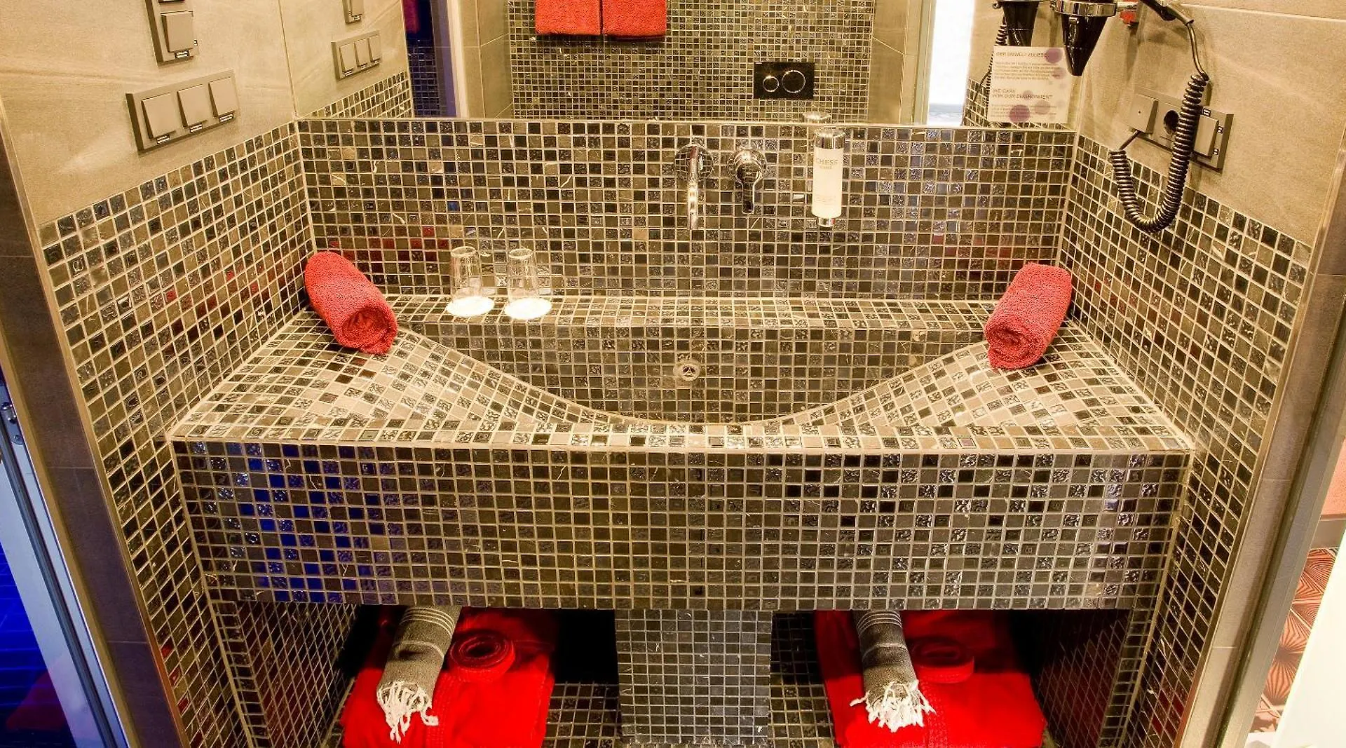 Plaza Inn Stays Design Dortmund Hotel